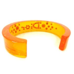 Dior バングル アクリル スワロフスキー ブランドロゴ オレンジ