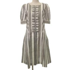 近年 ワンピース 膝丈 フリル ストライプ リネン混 ウエストリボン 五分袖 M ベージュ