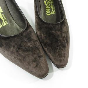 Salvatore Ferragamo パンプス チャンキーヒール ポインテッドトゥ フォーマル ベルベッド 6C ダークブラウン