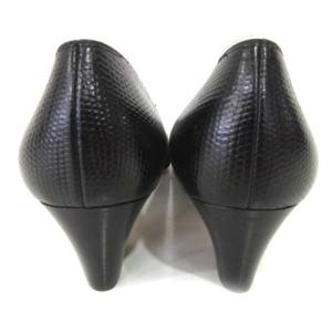 Salvatore Ferragamo パンプス ローヒール リザード型押し レザー ブランドロゴ刻印 ゴールド 5.5 ブラック