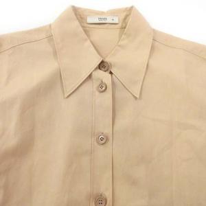PRADA 長袖 シャツ ブラウス 袖タック ラウンド型 フロントボタン 無地 コットン100％ ベージュ