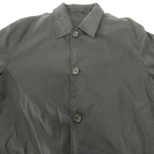 PRADA 美品 ステンカラーコート ミドル丈 総裏地 ナイロン ポケット ボタン開閉 L 無地 ブラック イタリア製 AA