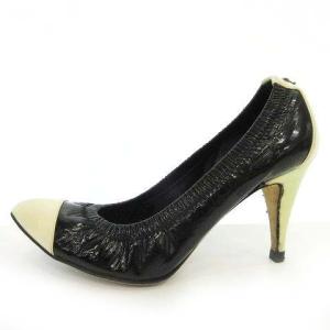 CHANEL パンプス バイカラー アーモンドトゥ パテントレザー ハイヒール ココマーク 35.5 C 22.5cm ブラック IBO27