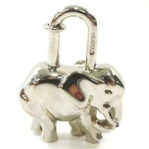 HERMES カデナ ペンダント チャーム エレファント シルバーカラー