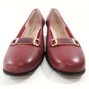 Salvatore Ferragamo パンプス ガンチーニ ローヒール レザー 6C 23.0?p相当 赤 レッド イタリア製 IBO35