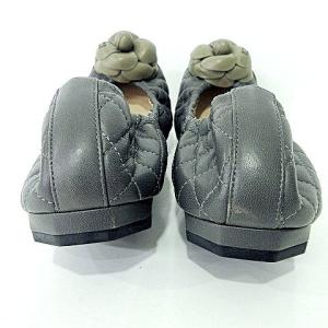 CHANEL カメリア バレエシューズ コサージュ ココマーク レザー マトラッセ 36.5 グレー