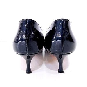 MANOLO BLAHNIK 美品 パンプス パテントレザー ポインテッドトゥ キトンヒール 35 22.5cm 青 ブルー IBO39
