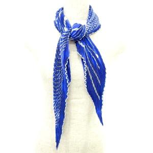 カレ90 プリーツ ストライプ ブルー