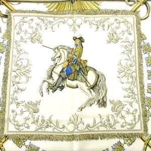 HERMES カレ 90 スカーフ 大判 シルク LVDOVICVS MAGNVS 白い馬に跨ったルイ14世 白 ホワイト U180 A0519