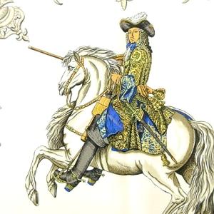 HERMES カレ 90 スカーフ 大判 シルク LVDOVICVS MAGNVS 白い馬に跨ったルイ14世 白 ホワイト U180 A0519