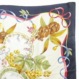 Salvatore Ferragamo 大判 シルク スカーフ テーブルウエア柄 オータム柄 フルーツ ネイビー 白 0423 GY14