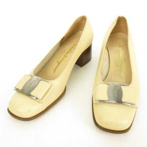 BOUTIQUE ヴァラ リボン パンプス スクエアトゥ チャンキー ローヒール ライトベージュ