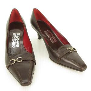 Salvatore Ferragamo ガンチーニ モチーフ ポインテッドトゥ パンプス レザー 6 D ブラウン