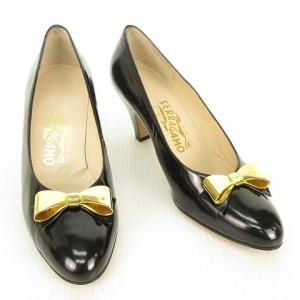Salvatore Ferragamo リボンモチーフ ゴールド金具 パンプス レザー ラウンド アーモンドトゥ 7 D ブラック