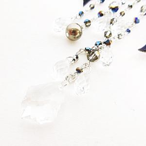 SWAROVSKI ブローチ アクセサリー ベロアリボン×ティアドロップ 下がり飾り ネイビー 箱あり