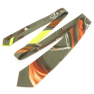 HERMES シルク ネクタイ PROJECT CARRES 「計画力」馬具  スカーフ柄 カーキ系 IBO24 0701
