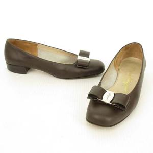 Salvatore Ferragamo BOUTIQUE ヴァラ リボン マットレザー パンプス スクエアトゥ ローヒール 6 C ブラウン