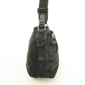 agnes b. ショルダーバッグ クロスボディ ナイロン レザー ロゴ入り ブラック ユニセックス