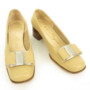 Salvatore Ferragamo VARA リボン パンプス スクエアトゥ チャンキーヒール 5 C ベージュ