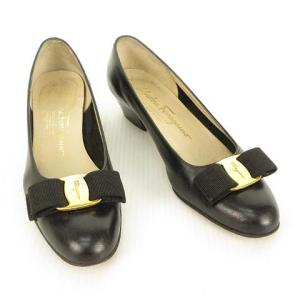 Salvatore Ferragamo ヴァラ リボン レザー パンプス ラウンドトゥ ローヒール 5 B ブラック 黒 IBO29