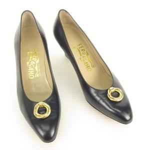 Salvatore Ferragamo リング金具 モチーフ レザー パンプス ポインテッドトゥ 6.5 D ネイビー IBO35