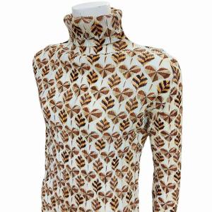 イッセイミヤケ ハート×リーフ柄 プリーツ タートルネックカットソー 総柄 3 マルチカラー