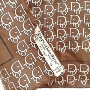 Christian Dior ヴィンテージ トロッター 小判 シルク スカーフ ポケットチーフ 47cm×47cm ブラウン AA