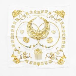 カレ40 ミニカレ LES CAVALIERSD'OR 黄金の騎士 スカーフ シルク フランス製 ゴールドカラー ホワイト