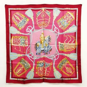 カレ90 LES MUSEROLLES 鼻革 大判 スカーフ ボルドー ピンク