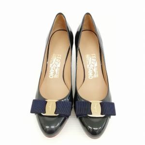 Salvatore Ferragamo VARA ヴァラ リボン ハイヒール パンプス パテントレザー 6 C ネイビー