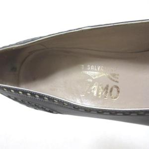 Salvatore Ferragamo パンプス コーンヒール パンチング 22.5ブラック