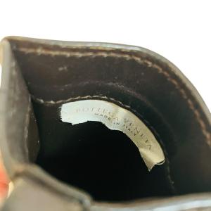 BOTTEGA VENETA イントレチャート IDパスケース ストラップ付  ラムレザー 茶 ブラウン