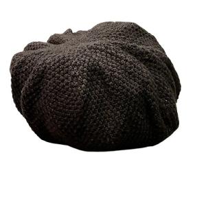 FOXEY NEW YORK 美品 ニットキャップ 帽子 ワンポイント ロゴ 薄手 フリーサイズ 黒 ブラック