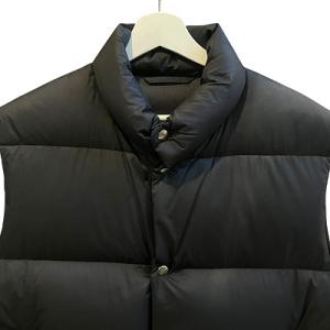 COMOLI 23AW Y03-01018 ナイロン ダウン ベスト 3 ブラック
