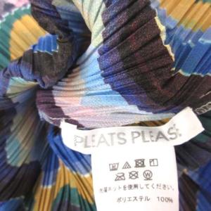 PLEATS PLEASE ISSEY MIYAKE イッセイミヤケ 18AW 2 M ワンピース 総柄 プリーツ ひざ丈 五分袖 マルチカラー