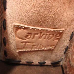 CARVING TRIBES マエストラM Maestra ハンドバッグ トートバッグ レザー 型押し 総柄 黒 ブラック