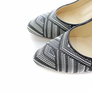 JIMMY CHOO パンプス アーモンドトゥ ハイヒール エナメル 24.5cm 白黒