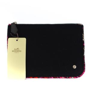 ポーチ シルクイン ウール 黒 タグ付き