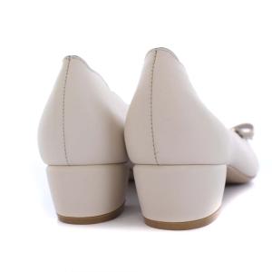 Salvatore Ferragamo シェルスカラップ ヴァラ パンプス チャンキーヒール レザー 24cm ピンクベージュ