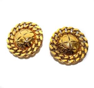 ヴィンテージ ココマーク マトラッセ チェーンモチーフ イヤリング クリップ式 ゴールド色