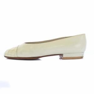 CHANEL パンプス ローヒール キルティング 切替 レザー 23.0cm アイボリー