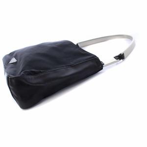 PRADA ワンショルダーバッグ 三角プレート ナイロン 黒