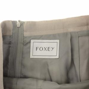 FOXEY スカート ひざ丈 フレア ロゴプレート ウール 38 ソフィーグレー