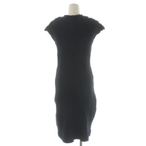 ISSEY MIYAKE 18SS プリーツワンピース ひざ丈 タイト ノースリーブ Vネック プルオーバー 2 ブラック