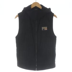中綿ベスト ジップアップ ハイネック フード ロゴプレート 44 XS 黒 ブラック