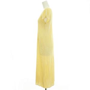 PLEATS PLEASE ISSEY MIYAKE イッセイミヤケ ワンピース エンボス加工 プリーツ 総柄 フレンチスリーブ 3 ベージュ