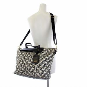 FURLA トートバッグ ハンドバッグ ショルダーバッグ 2way 総柄 白 黒 ホワイト ブラック