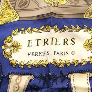 HERMES 大判カレ ETRIERS 鎧 スカーフ ゴールド色 紺 ネイビー