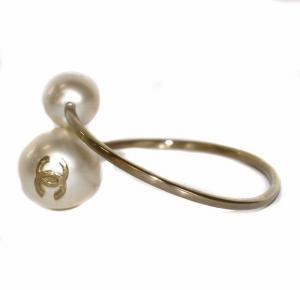 CHANEL B14 S ココマーク ビッグパール ブレスレット ホワイト ゴールド色