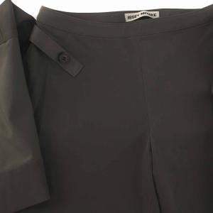 ISSEY MIYAKE スカートパンツ ナイロン ストレート 2 M グレー IM03FF580